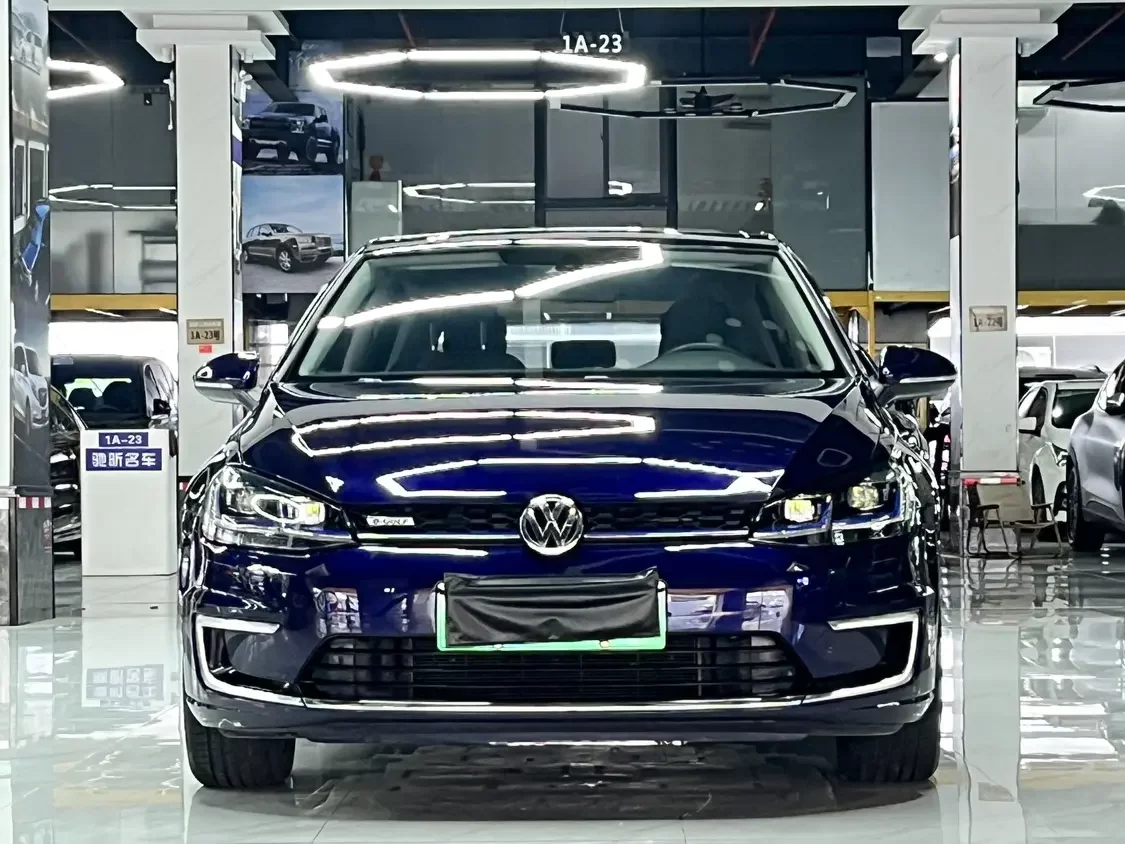 Volkswagen Golf·Pure Electric  из Китая
