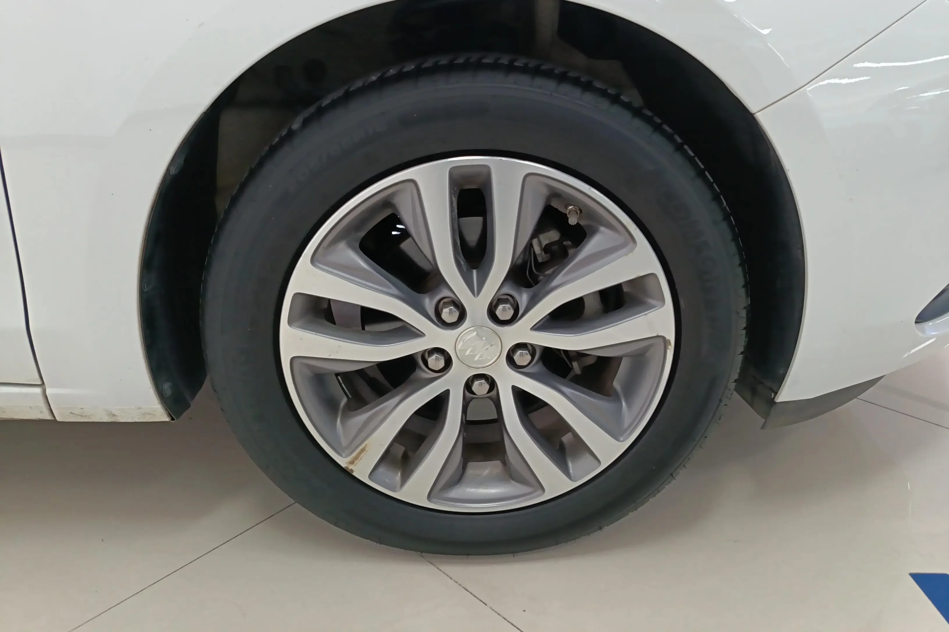 Buick Yinglang