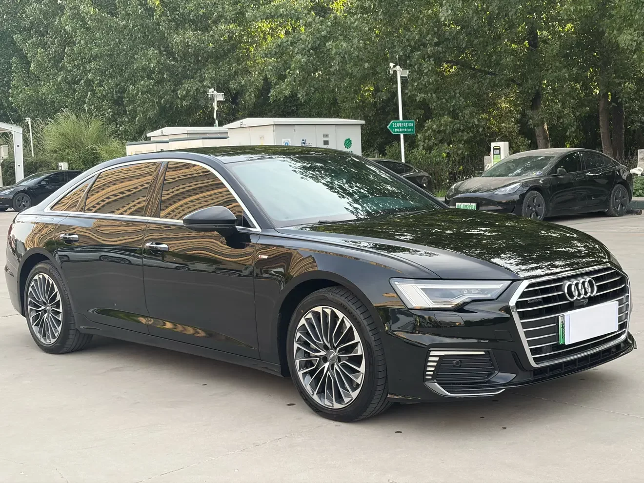 Audi A6L PHEV