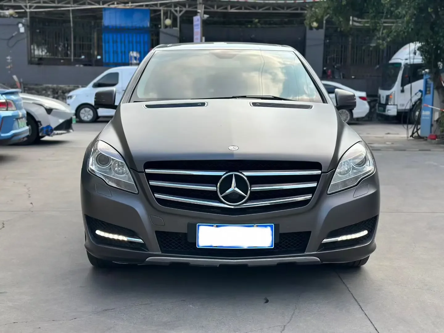 Mercedes-Benz R-Class