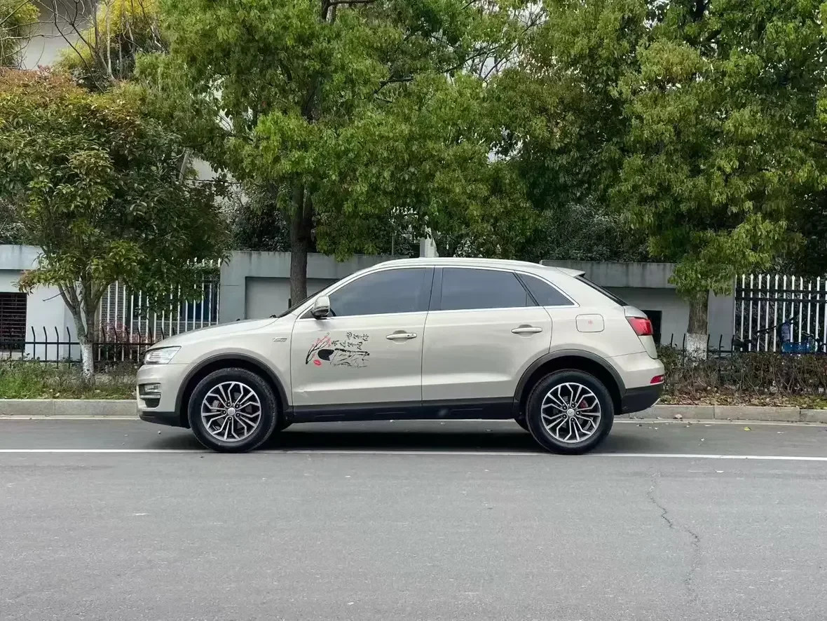 Zotye SR7