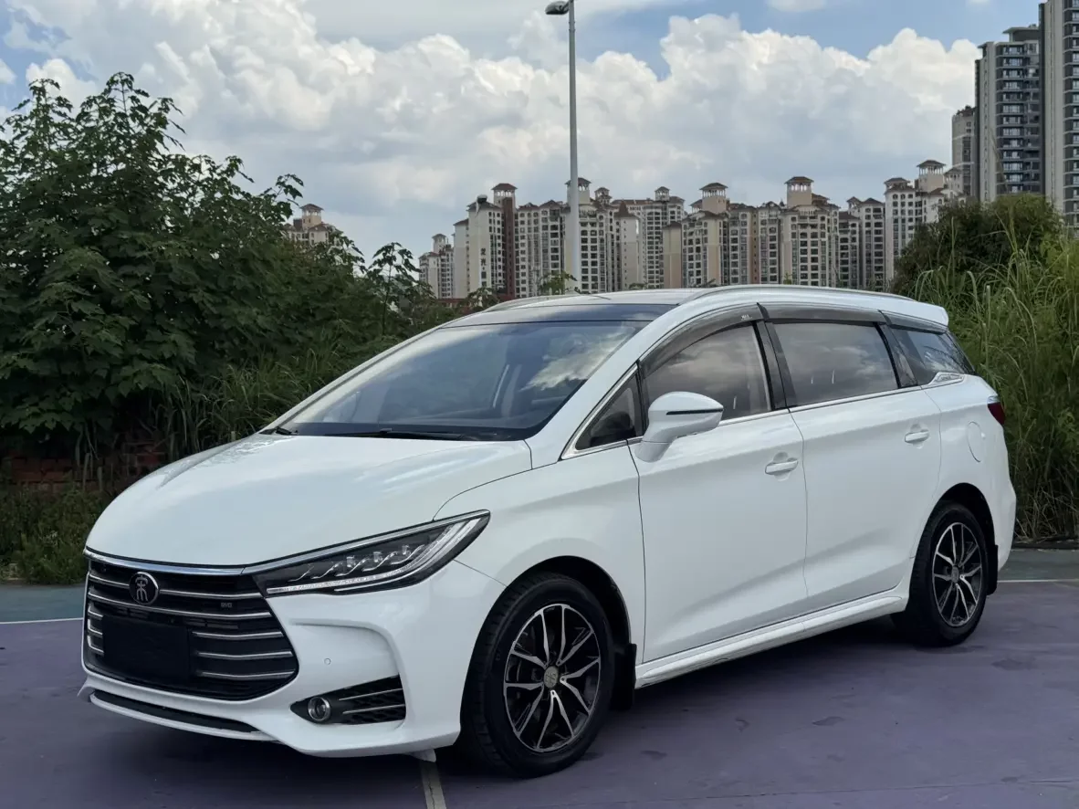 BYD Song MAX