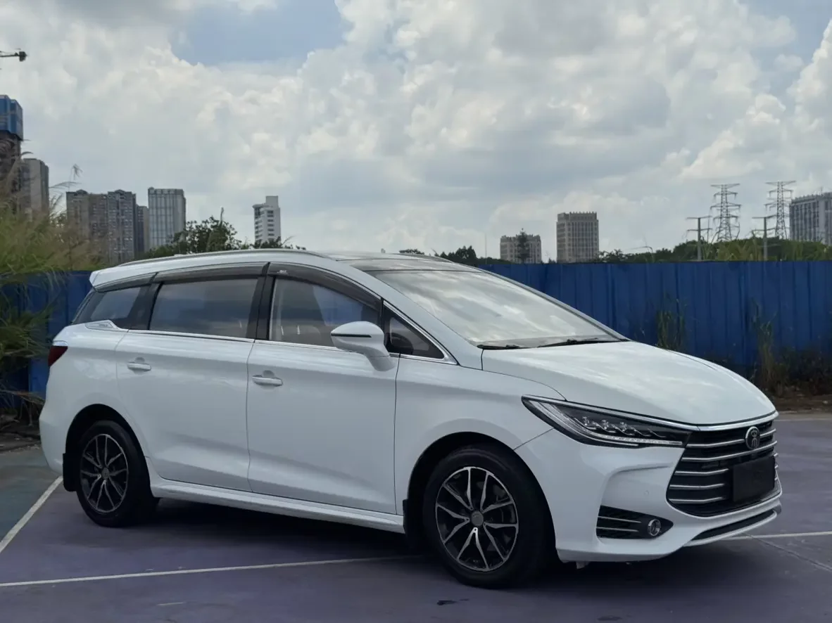 BYD Song MAX