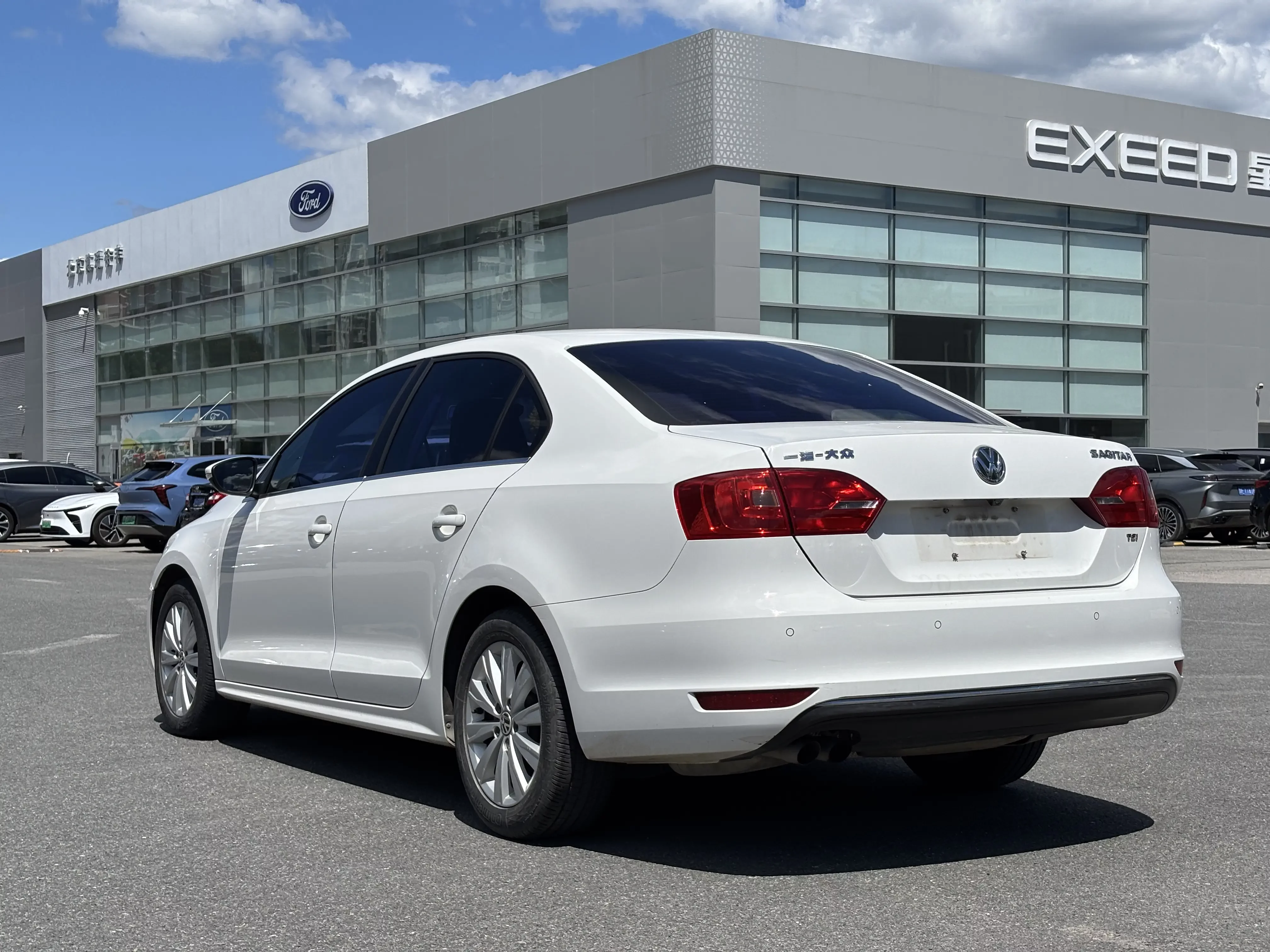 Volkswagen Sagitar