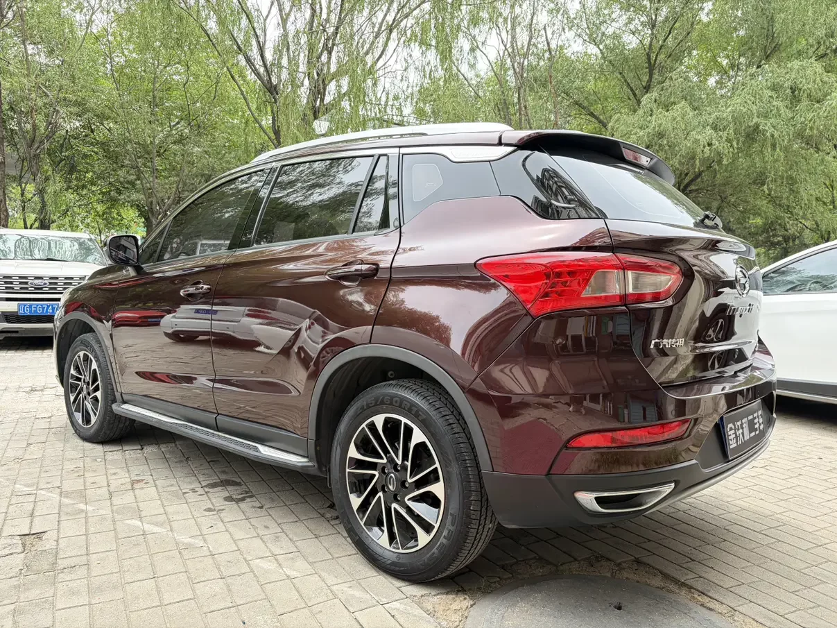 GAC Trumpchi GS4
