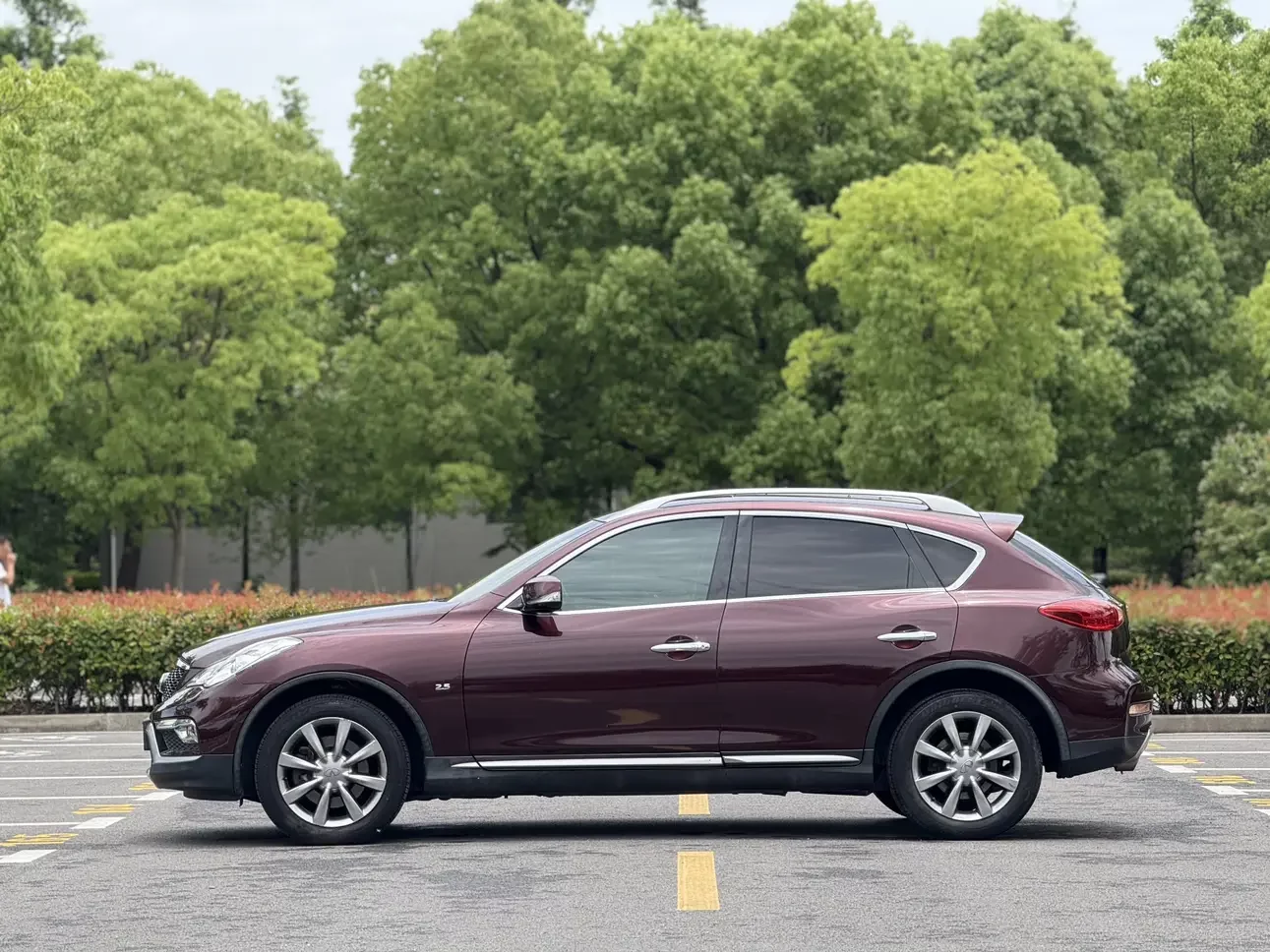 Infiniti QX50