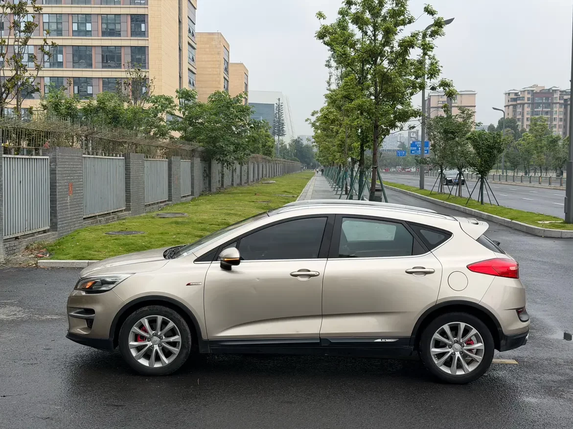 Geely Emgrand GS