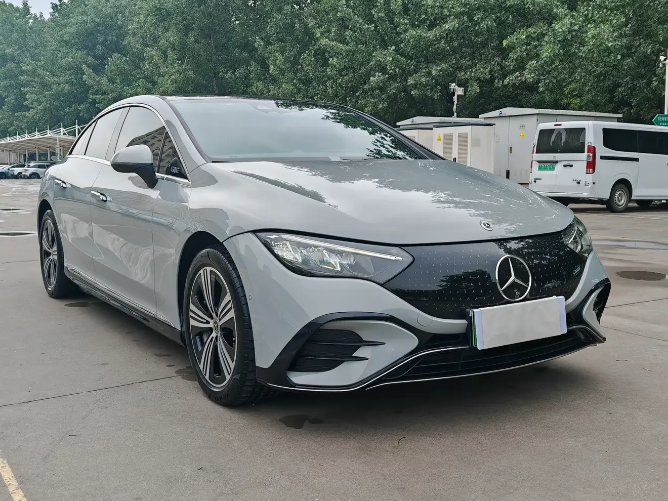 Mercedes-Benz EQE