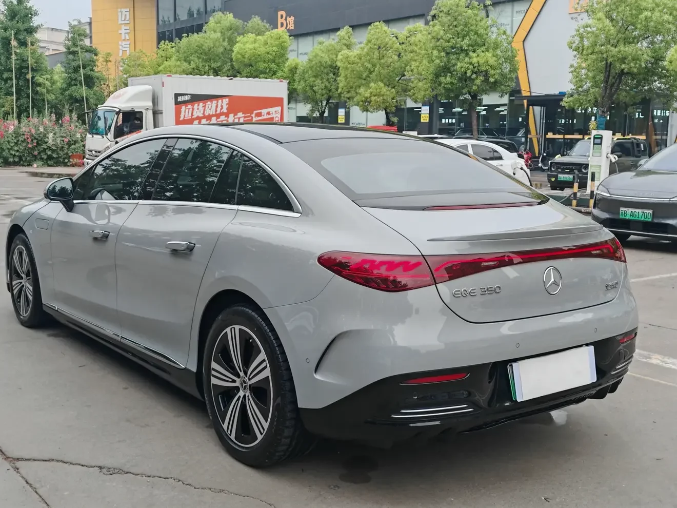 Mercedes-Benz EQE