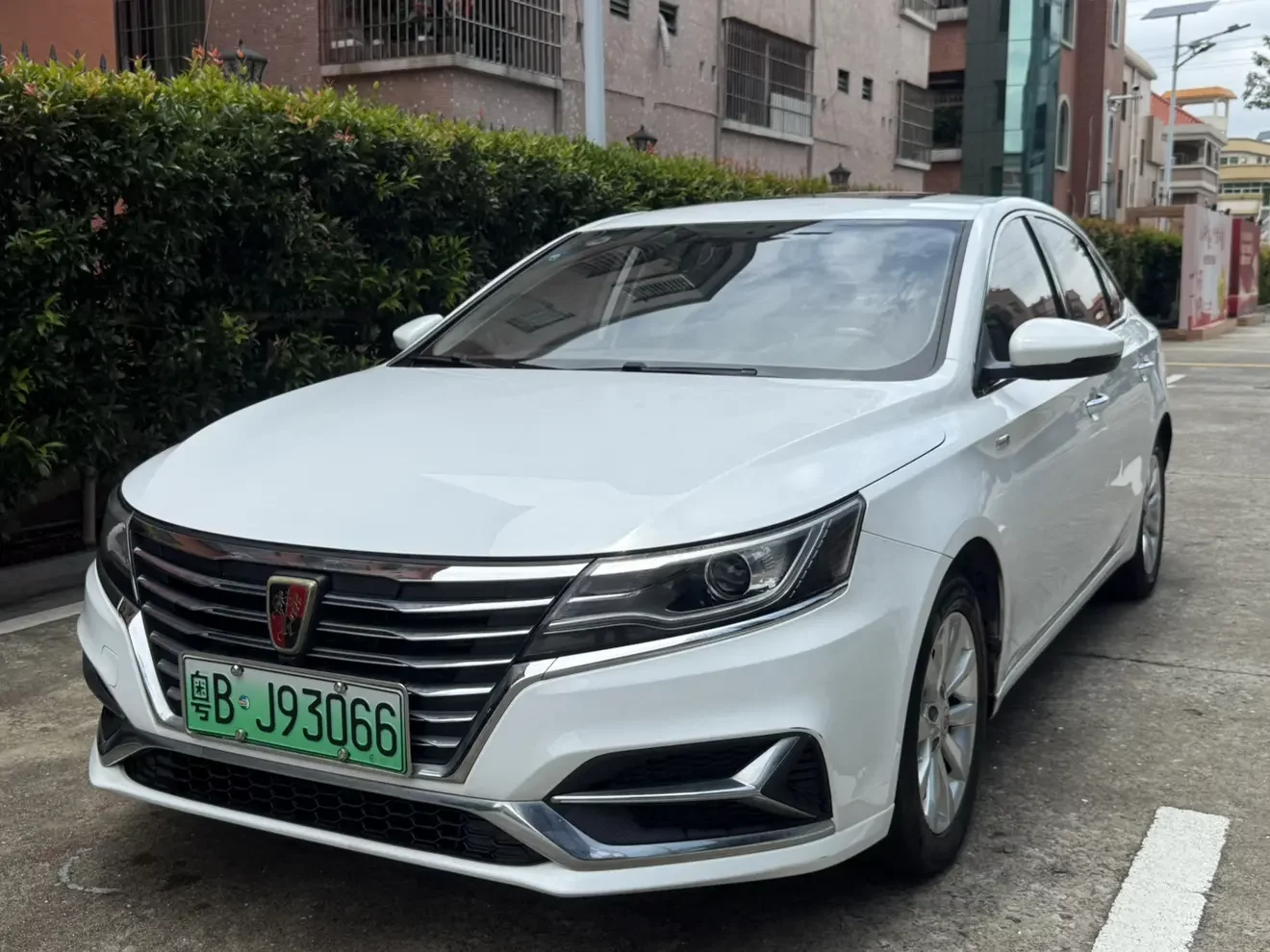 Roewe ei6