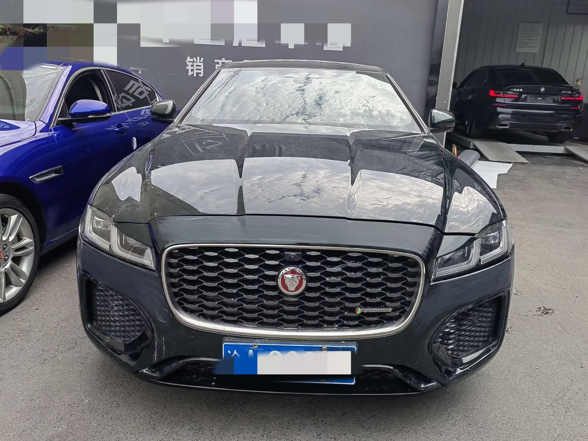 Jaguar XFL