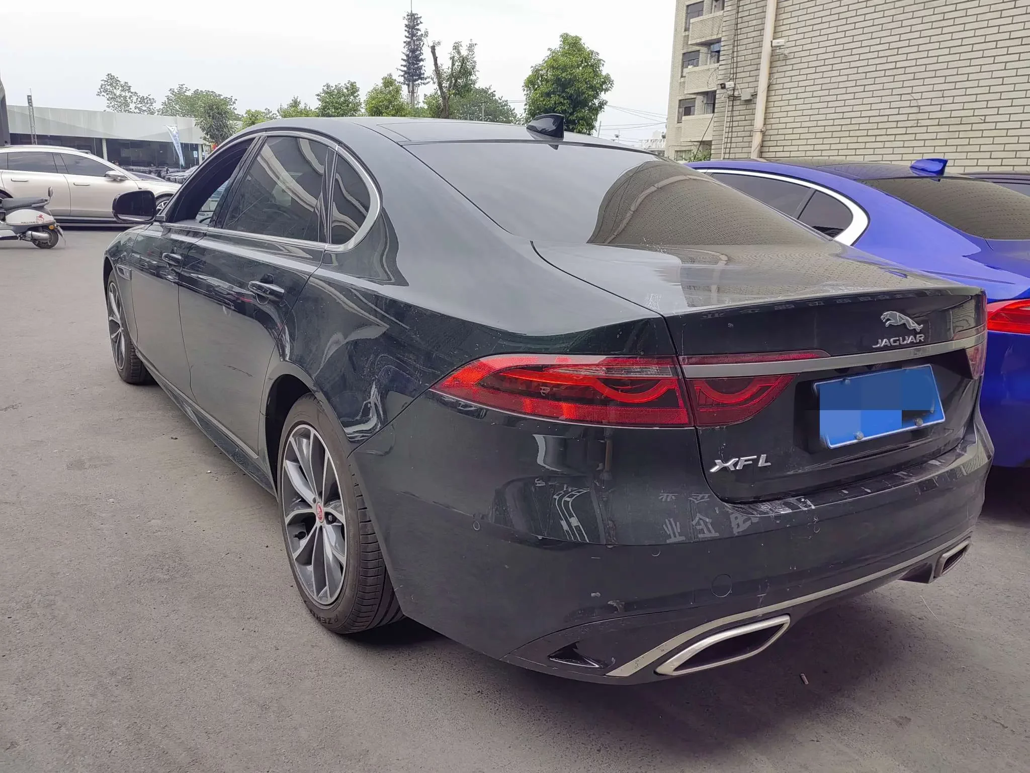 Jaguar XFL
