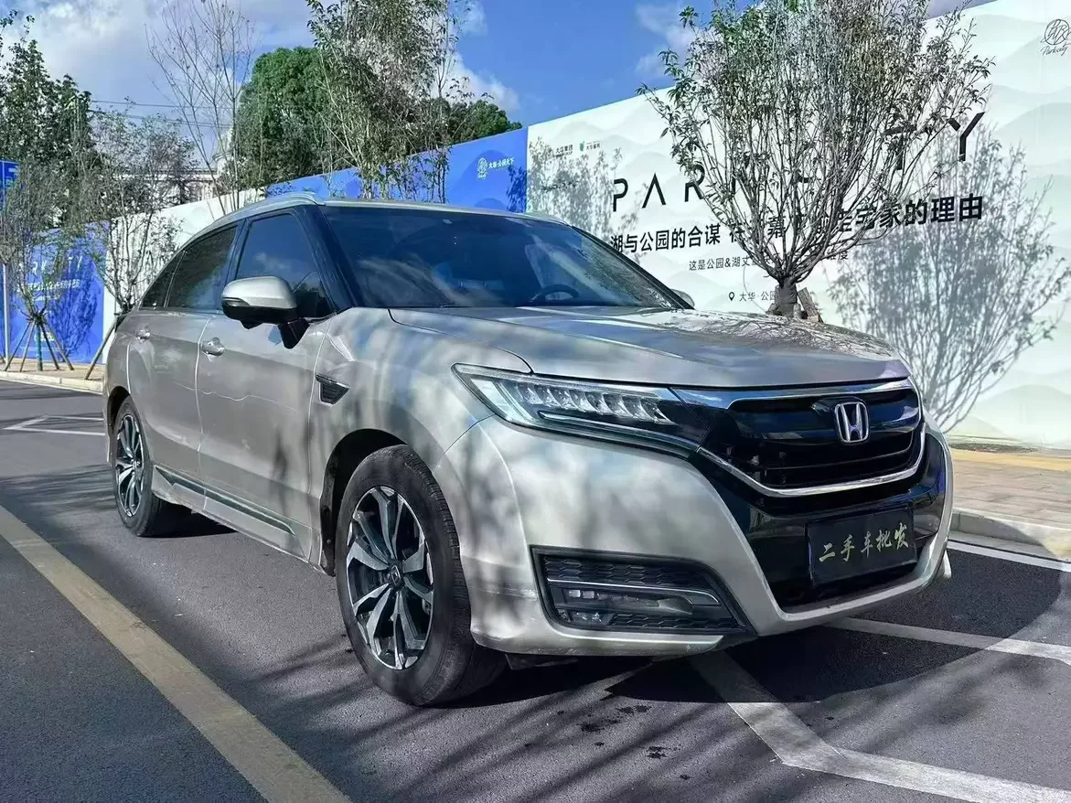 Honda UR-V