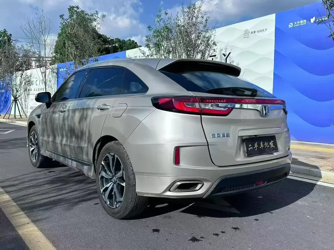 Honda UR-V