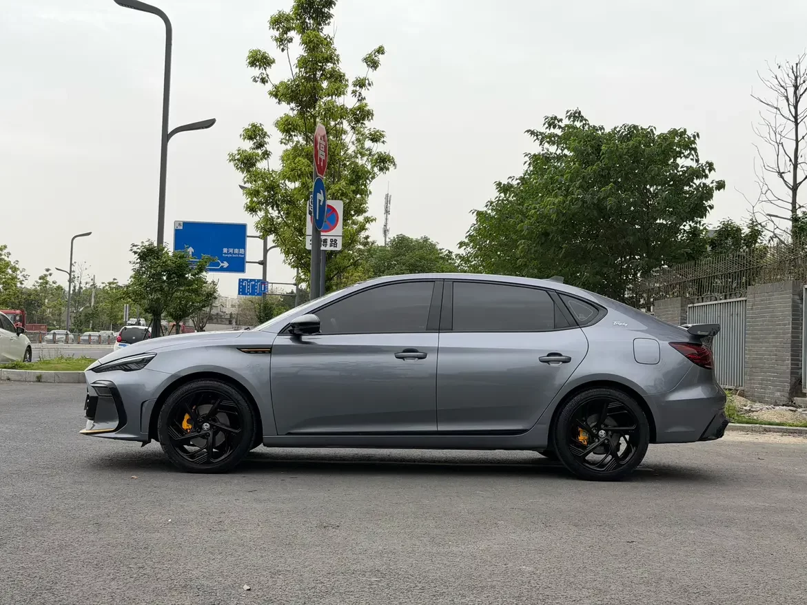 MG 6
