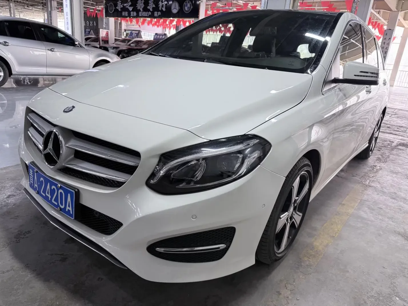 Mercedes-Benz B Class