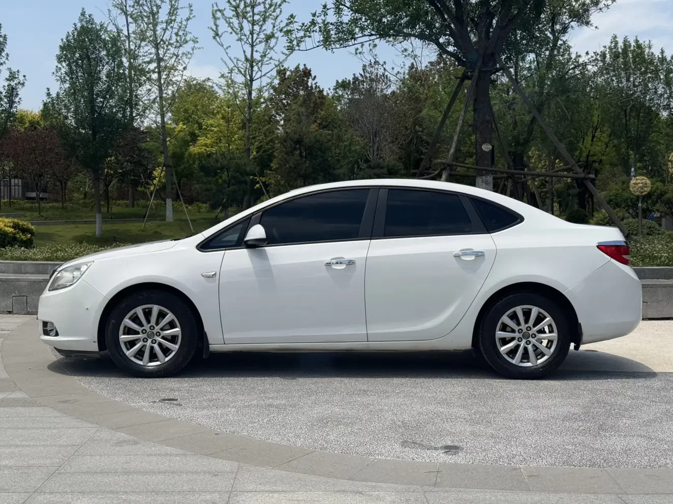 Buick Yinglang