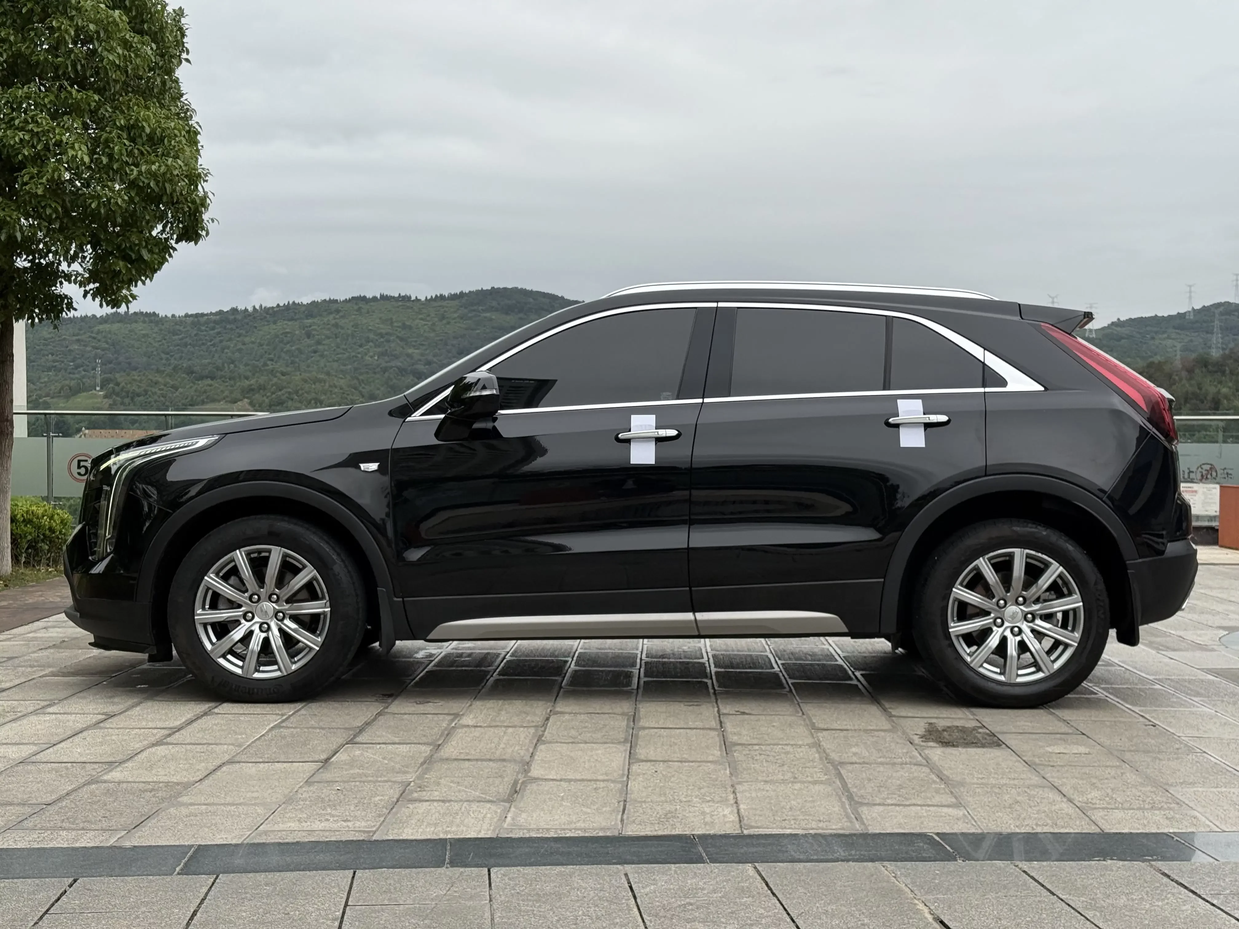 Cadillac XT4