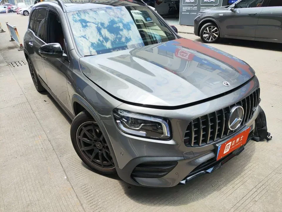 Mercedes-Benz GLB AMG