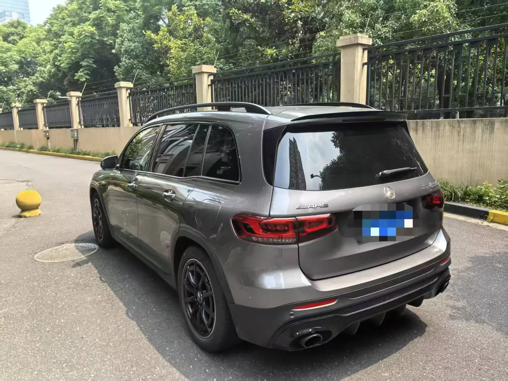 Mercedes-Benz GLB AMG