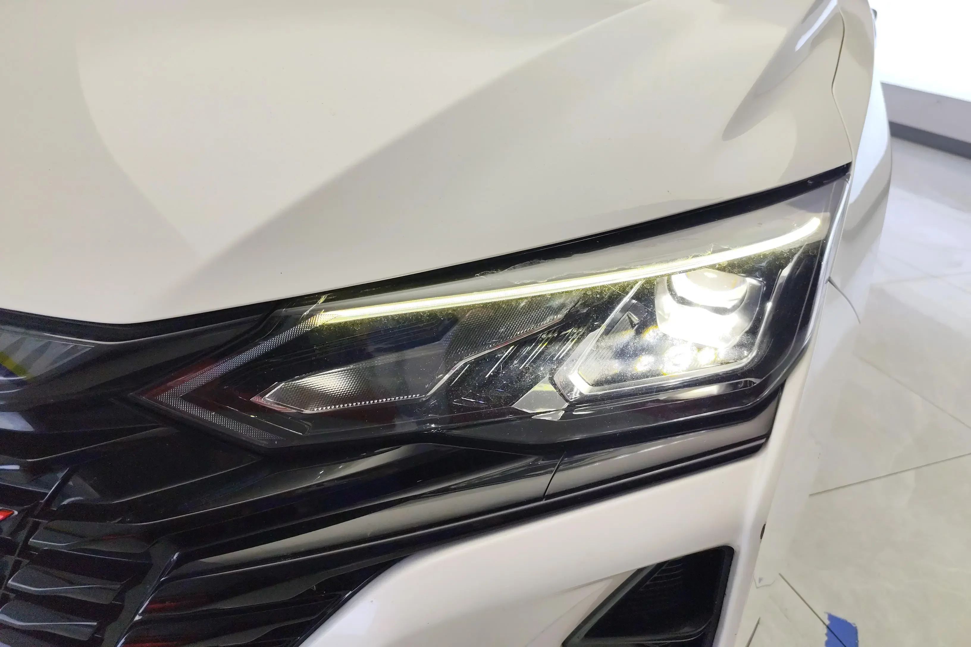 Dongfeng Yixuan MAX