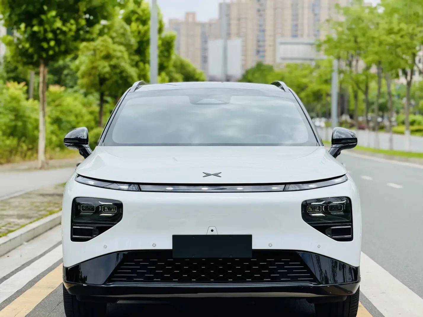 Xpeng G9
