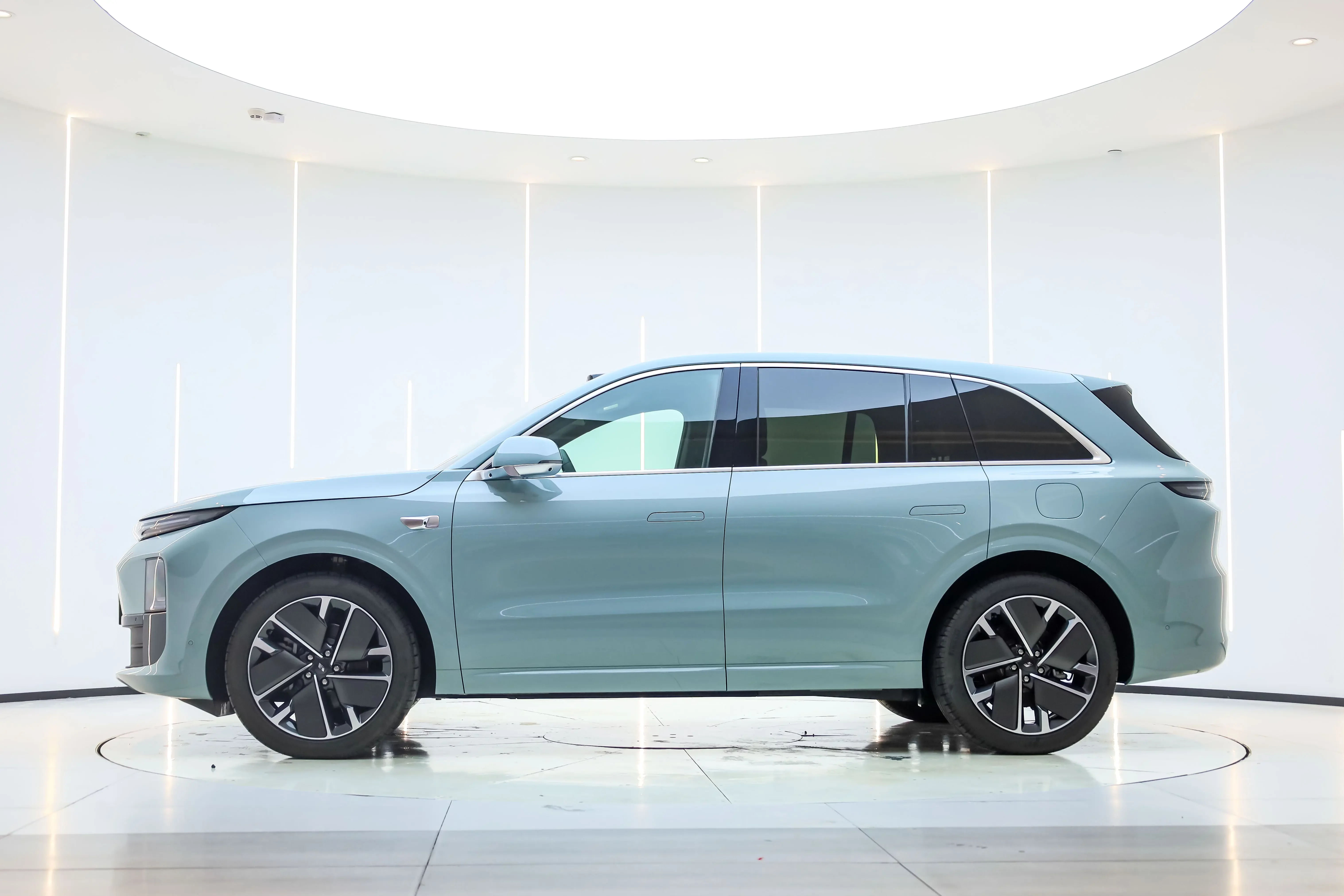 Lixiang L6
