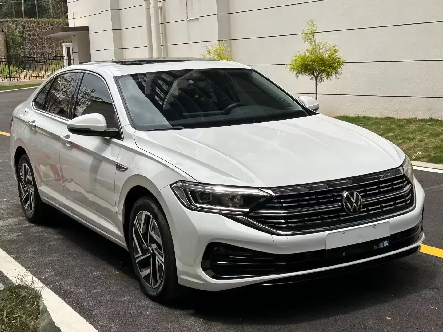 Volkswagen Sagitar