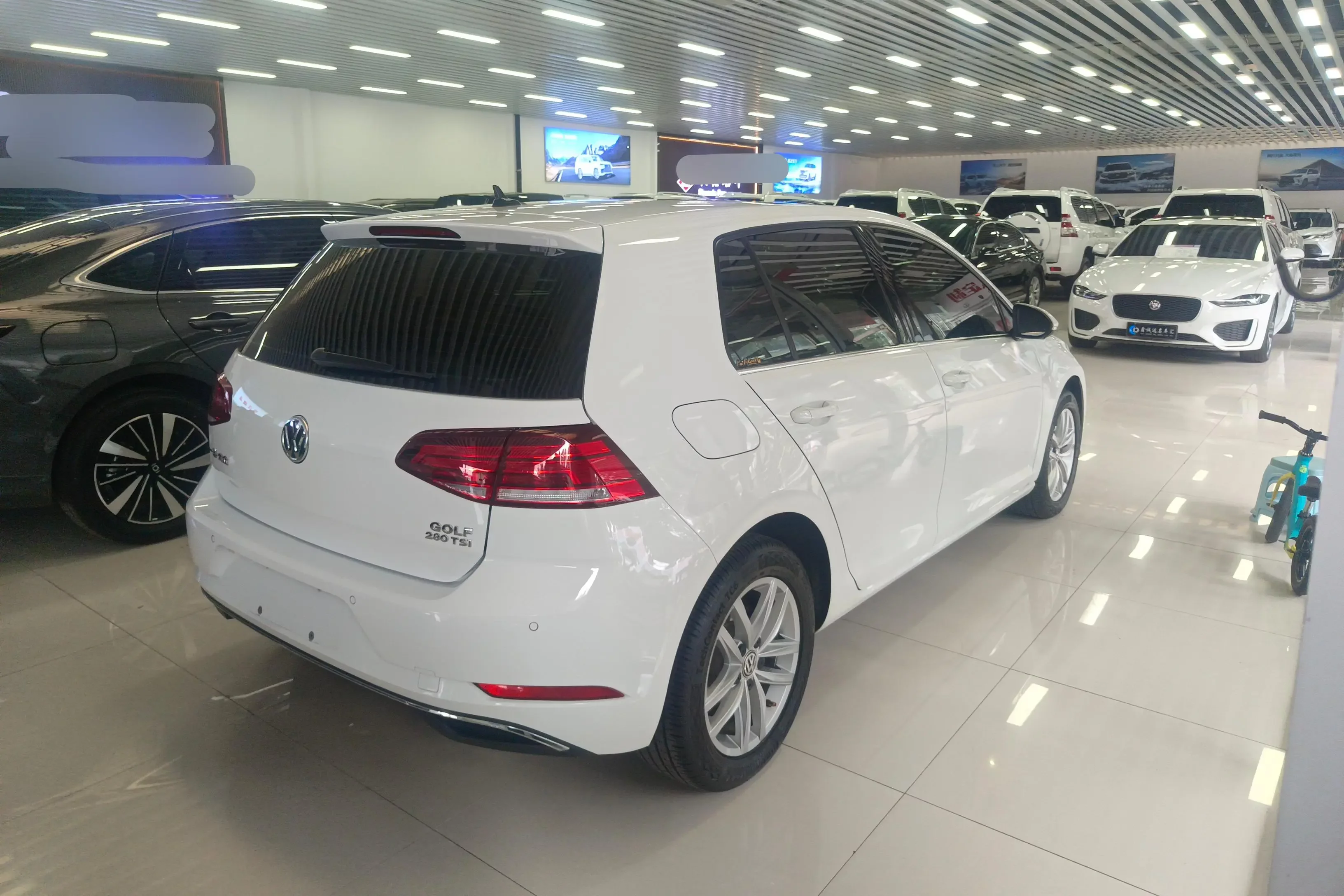 Volkswagen golf