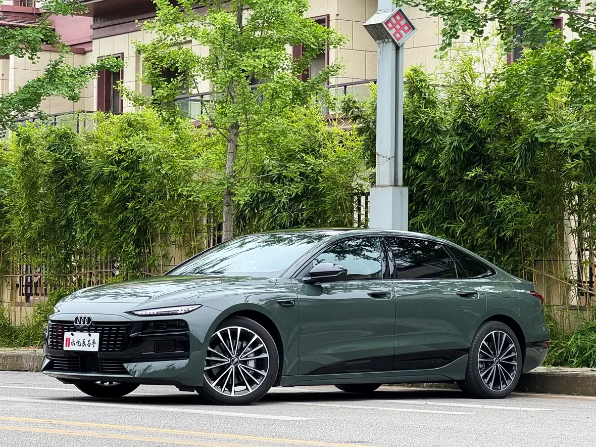 Audi A6L e-tron