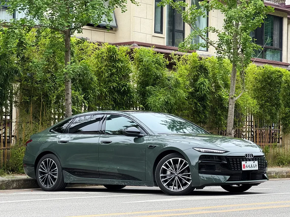 Audi A6L e-tron