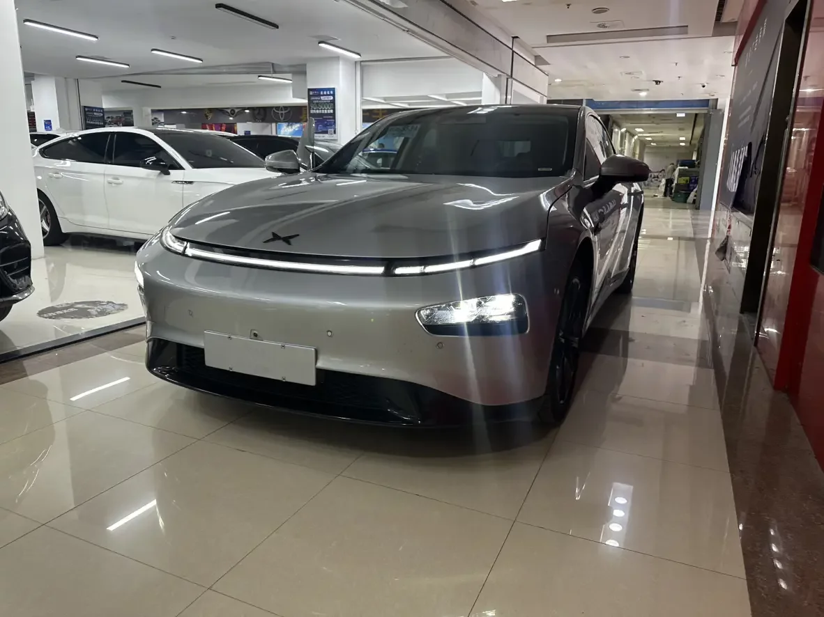 Xpeng P7
