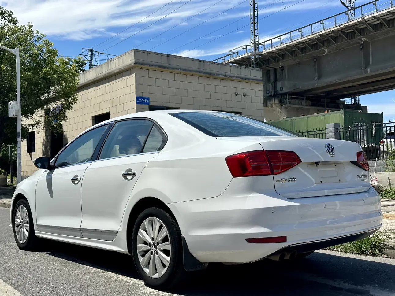 Volkswagen Sagitar