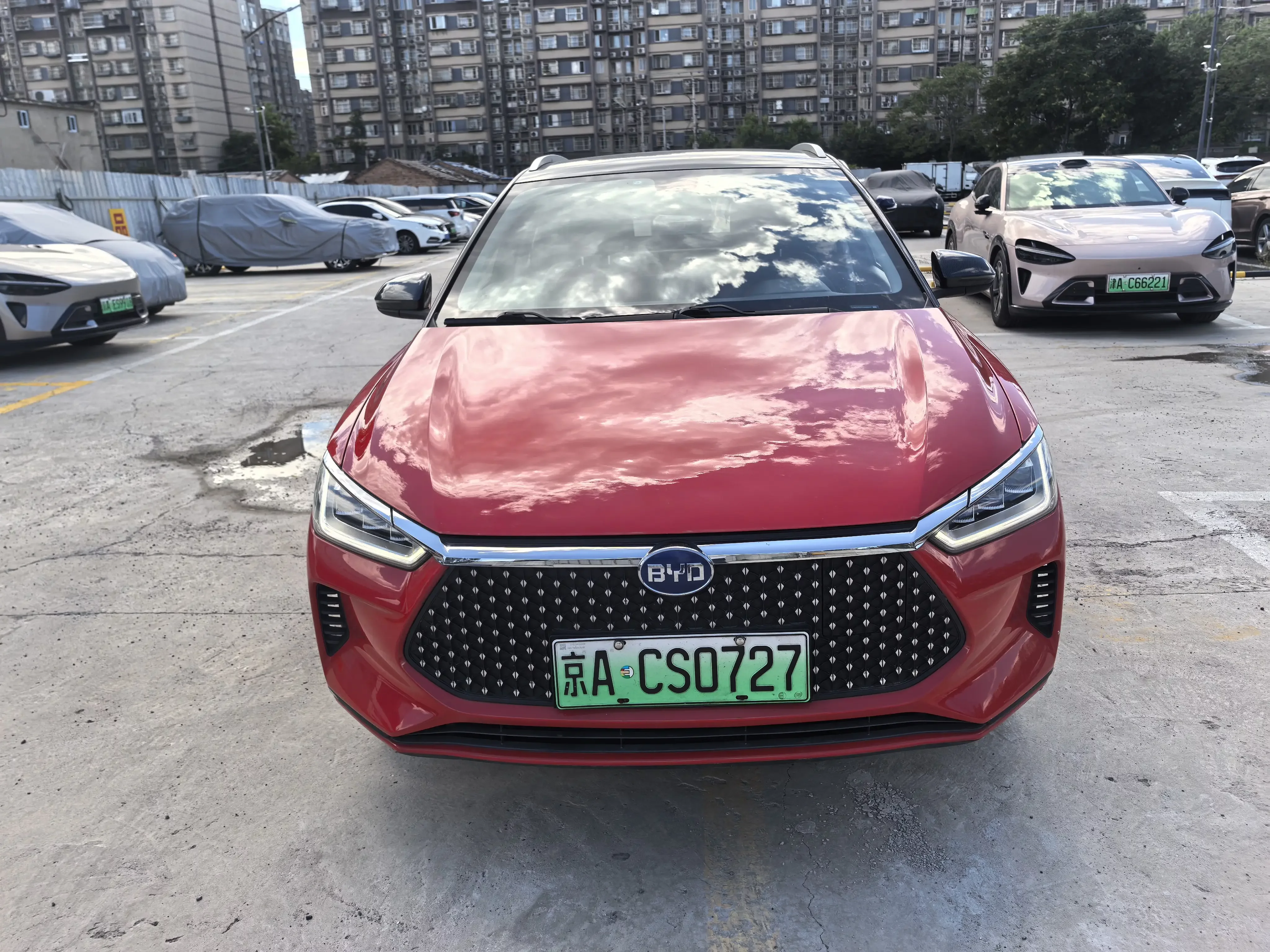 BYD e2