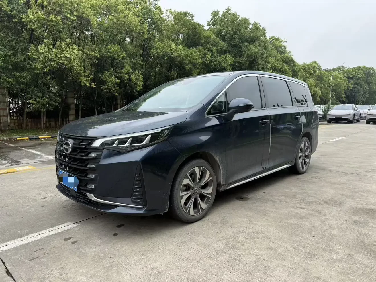 GAC Trumpchi M6  из Китая