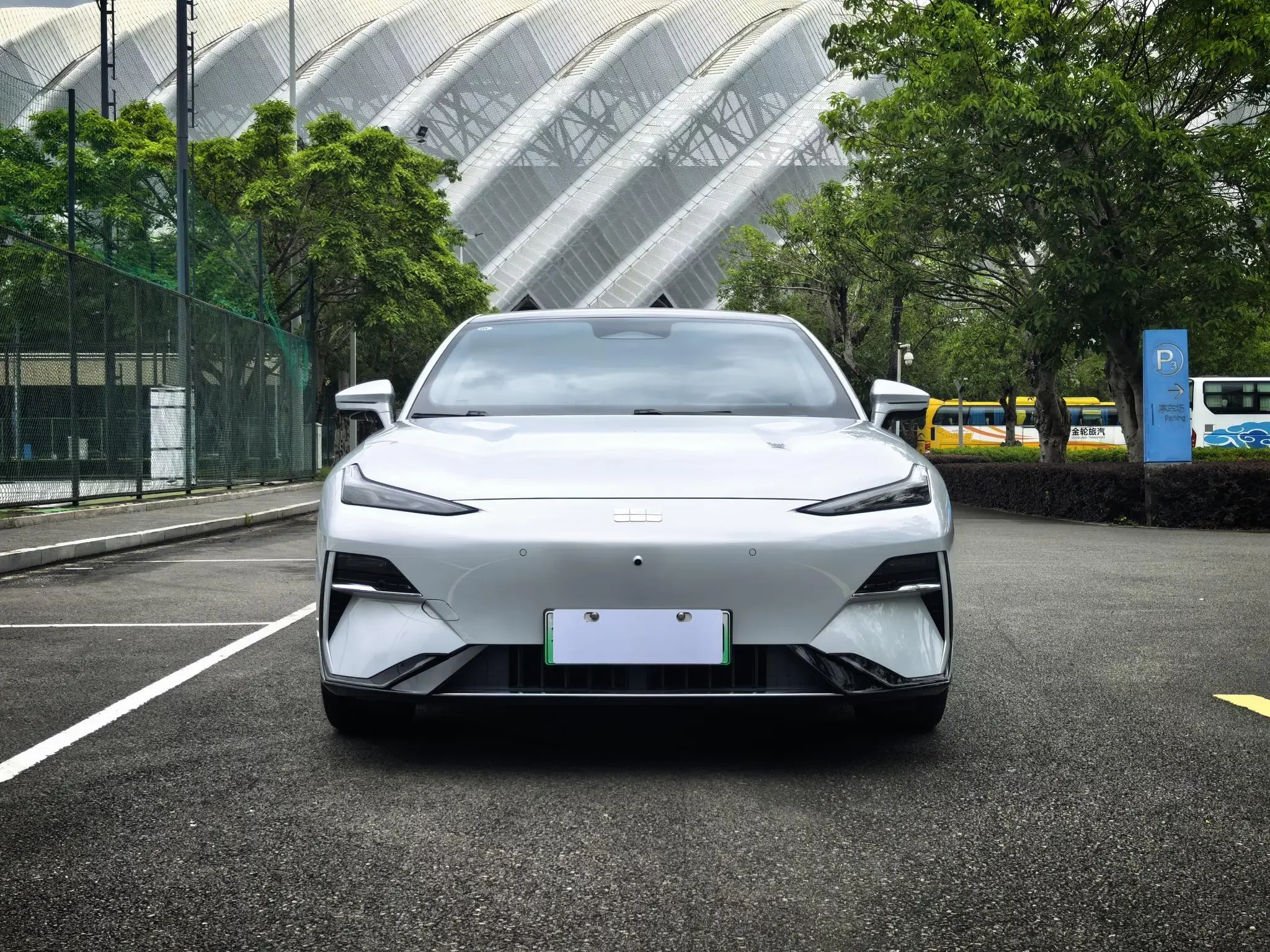 Geely Galaxy E8