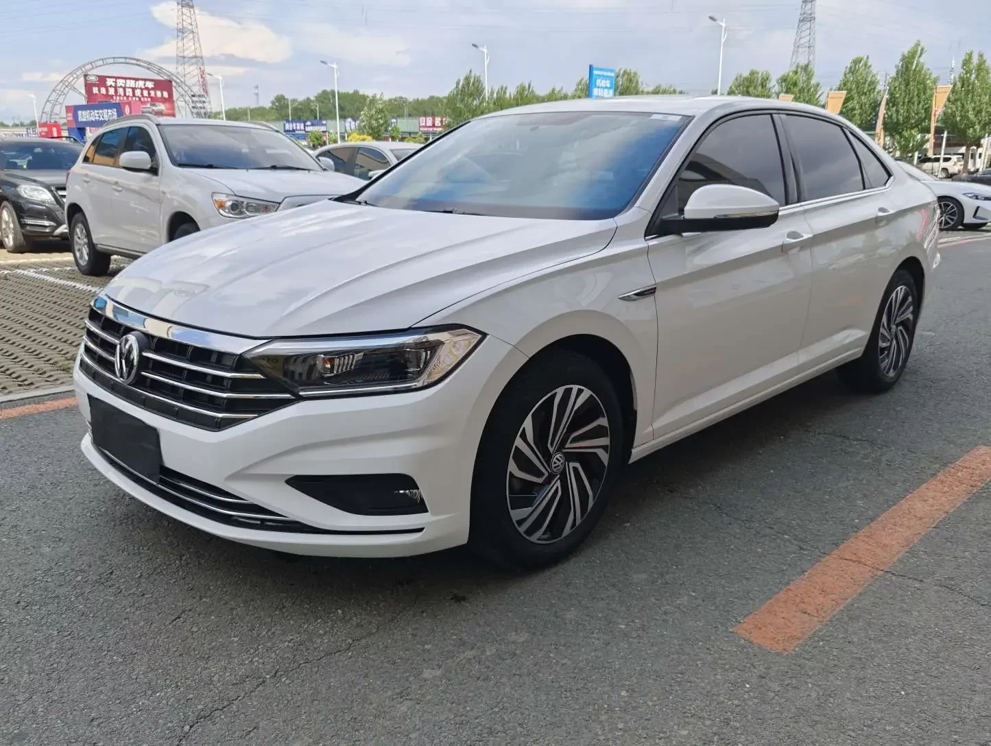 Volkswagen Sagitar