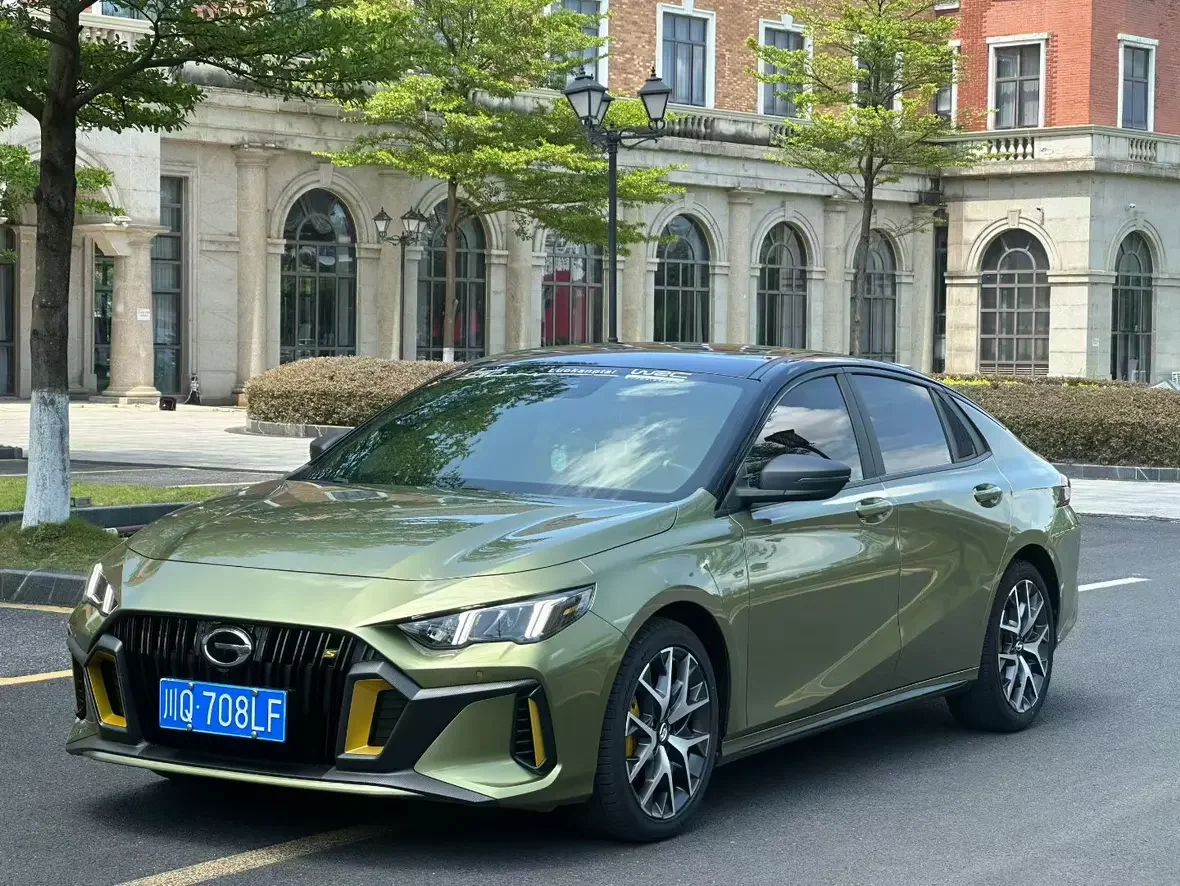 GAC Trumpchi Empow  из Китая