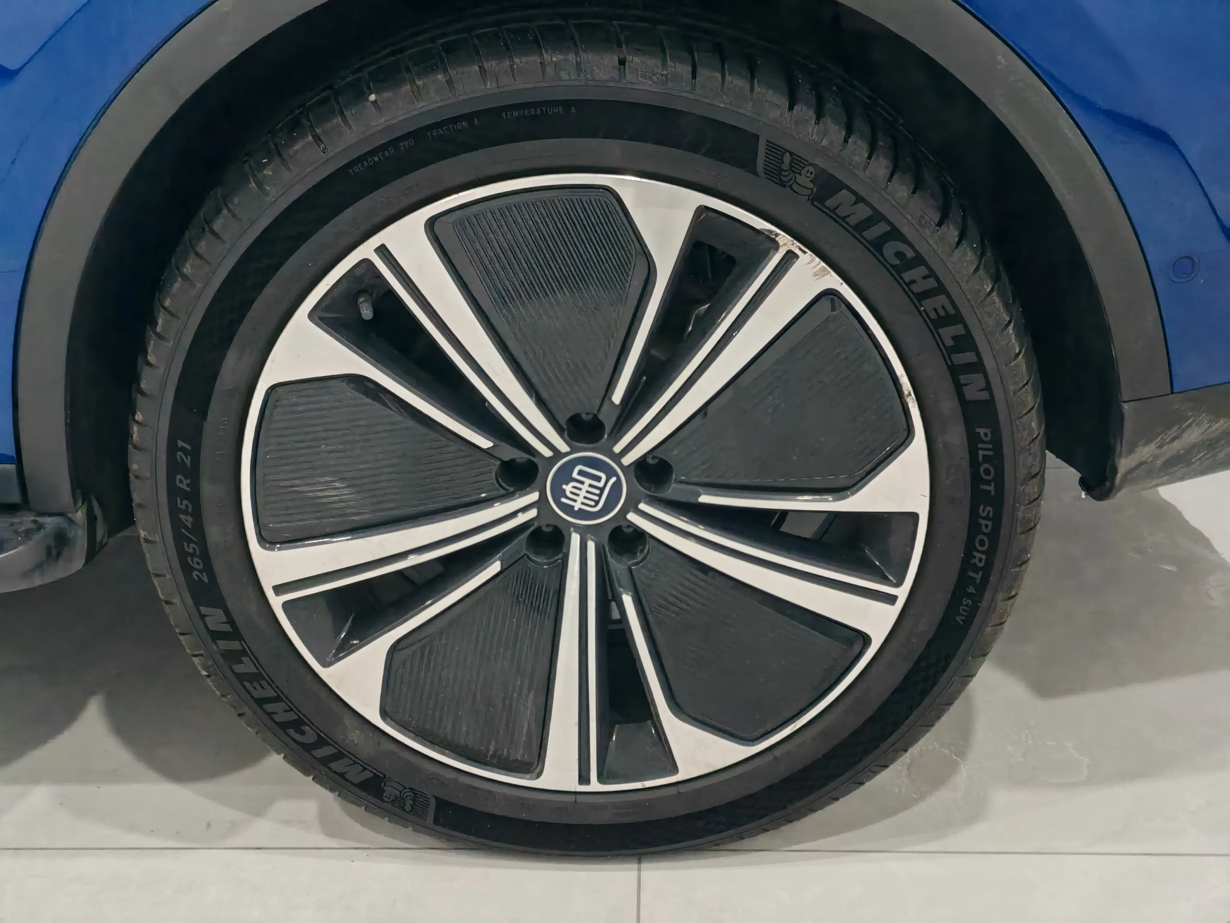 BYD Tang EV