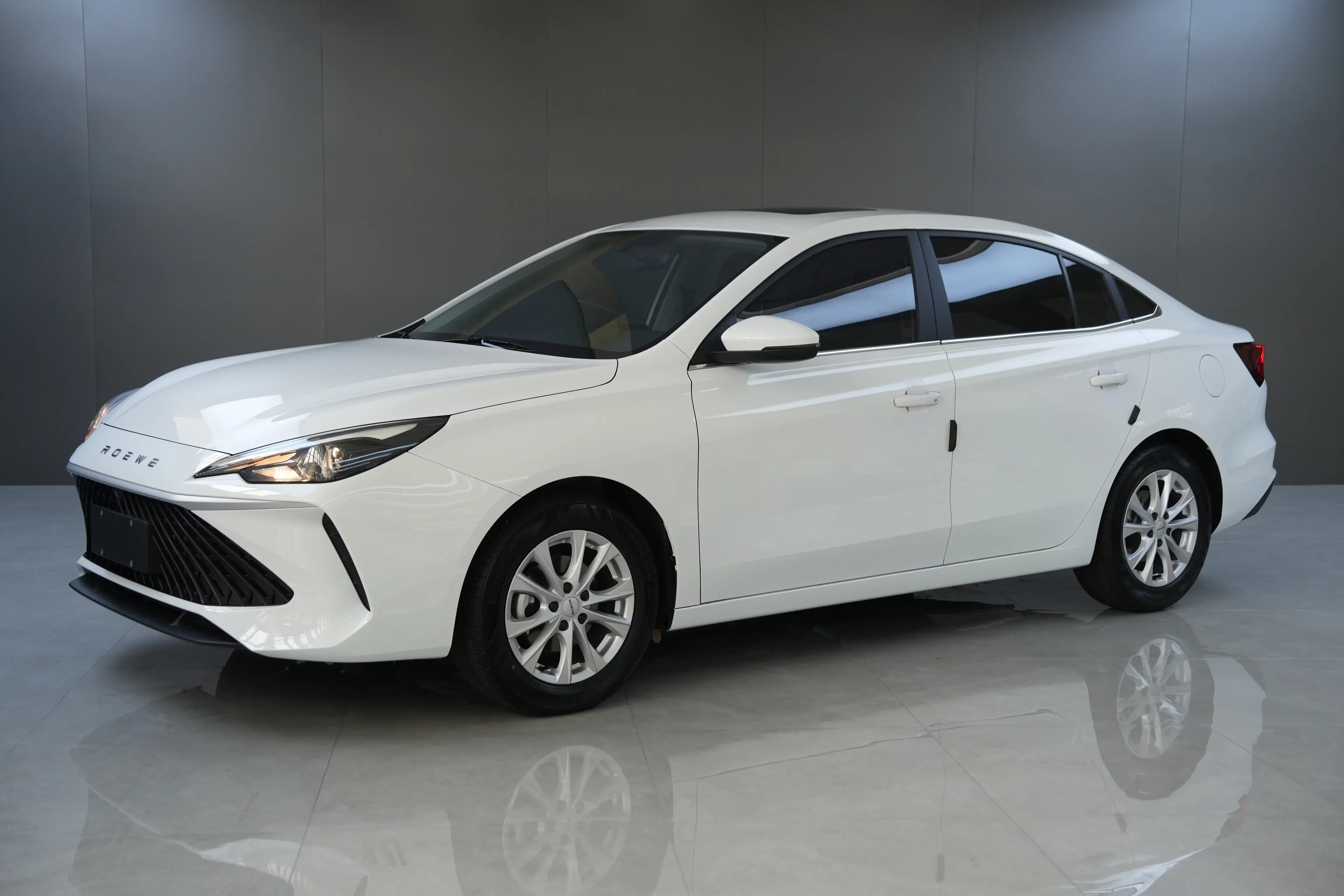Roewe i5