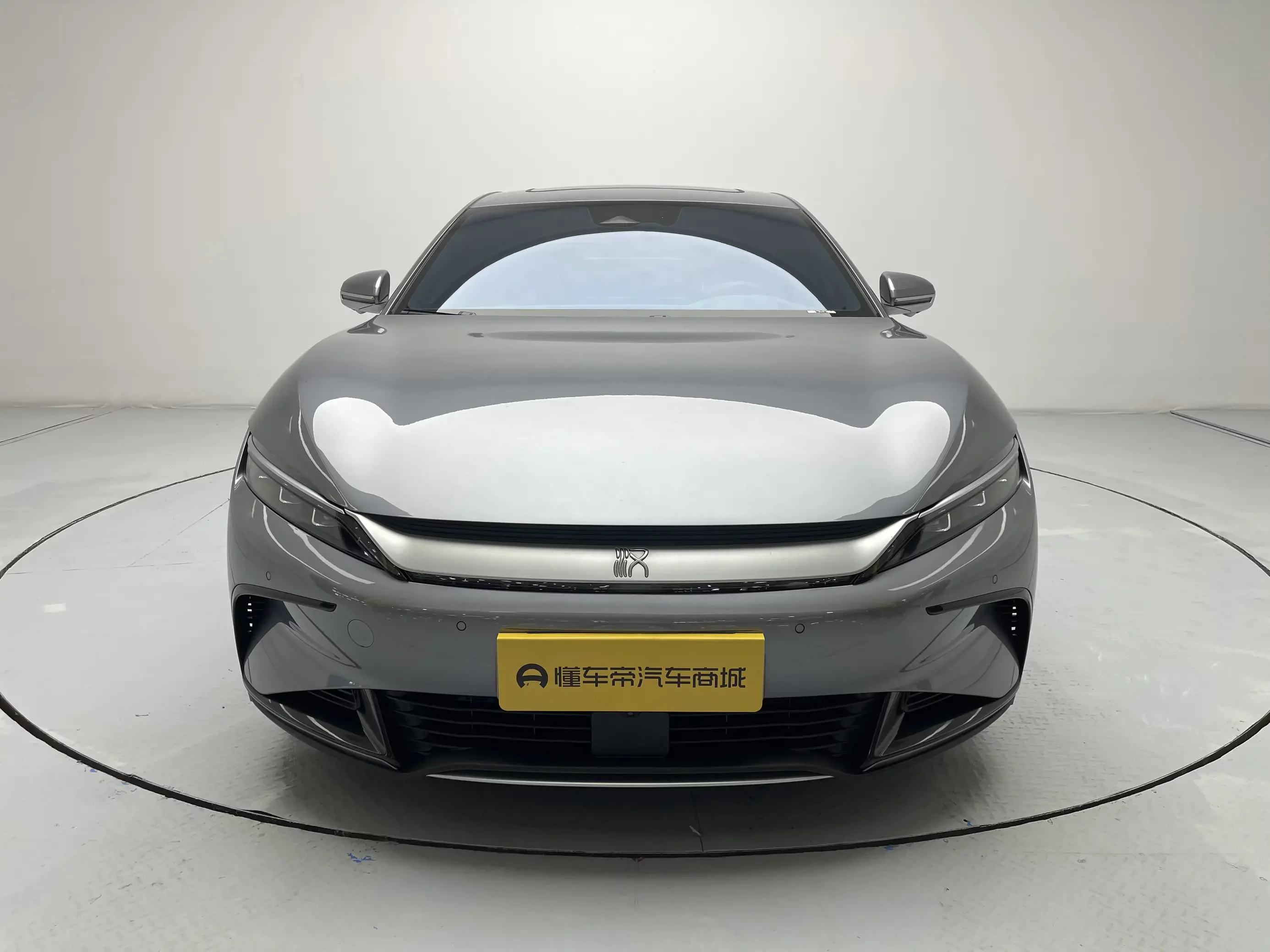 BYD Han EV