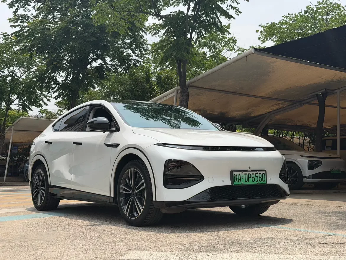 Xpeng G6