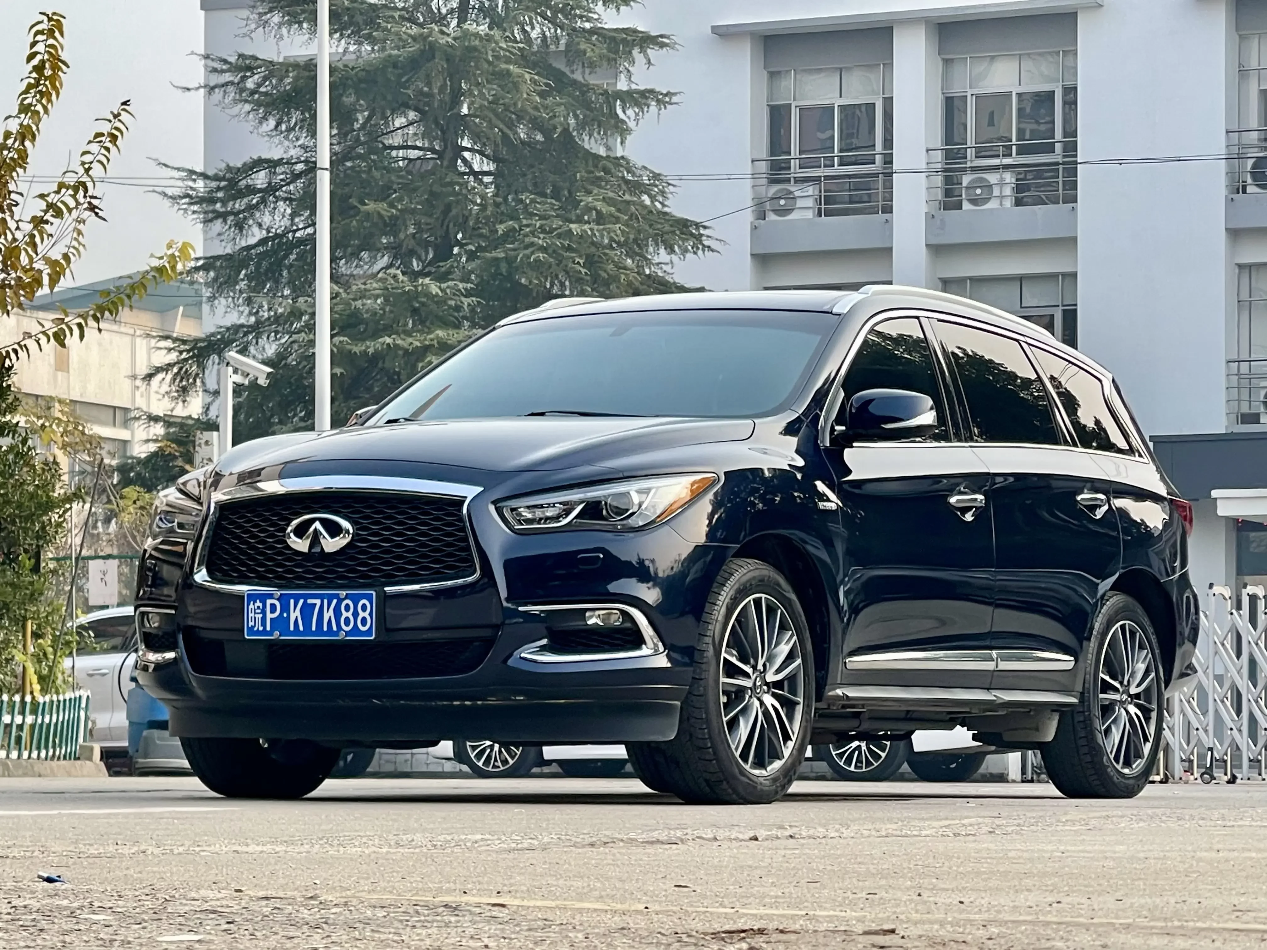 Infiniti QX60
