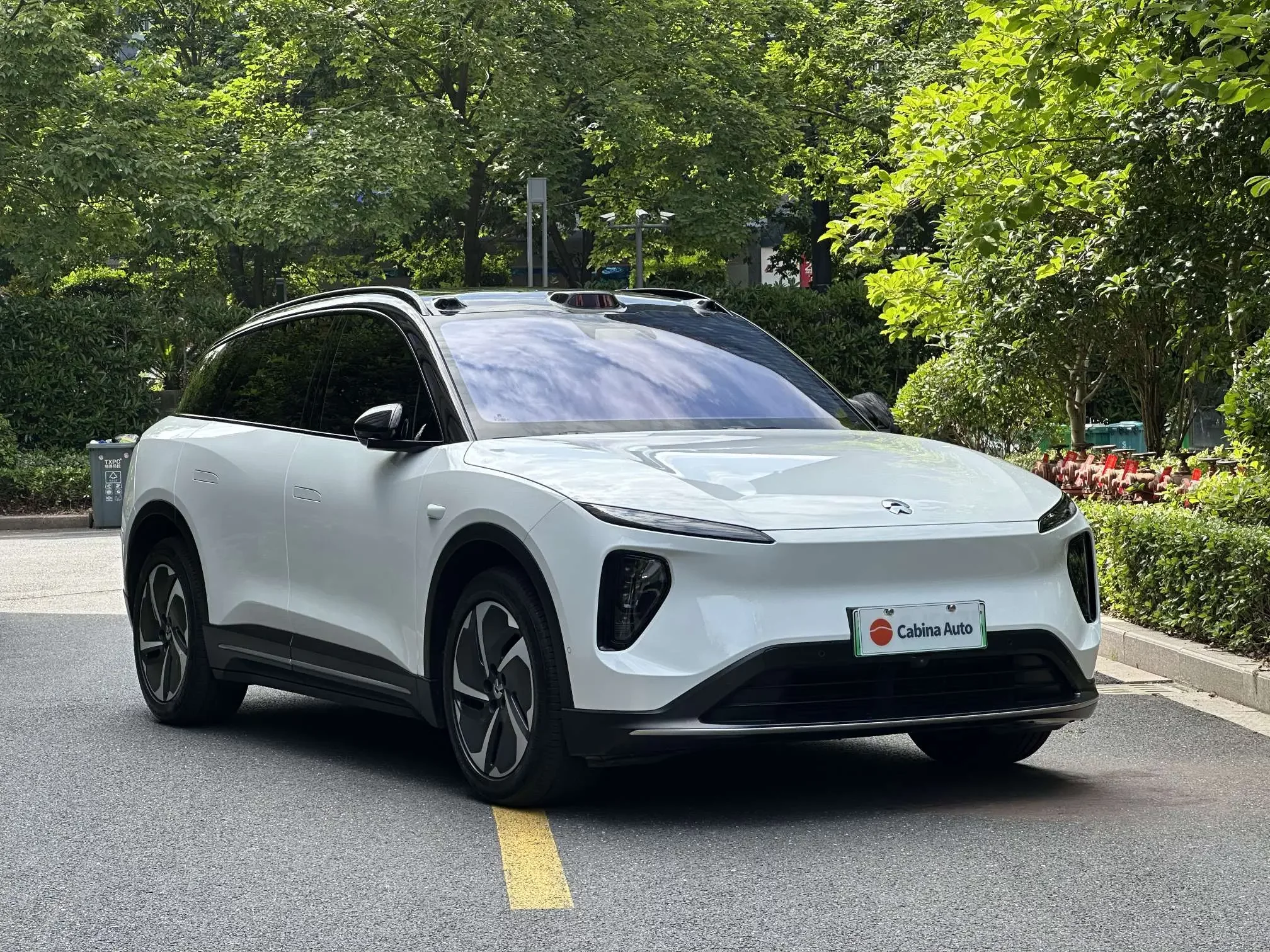 NIO ES6