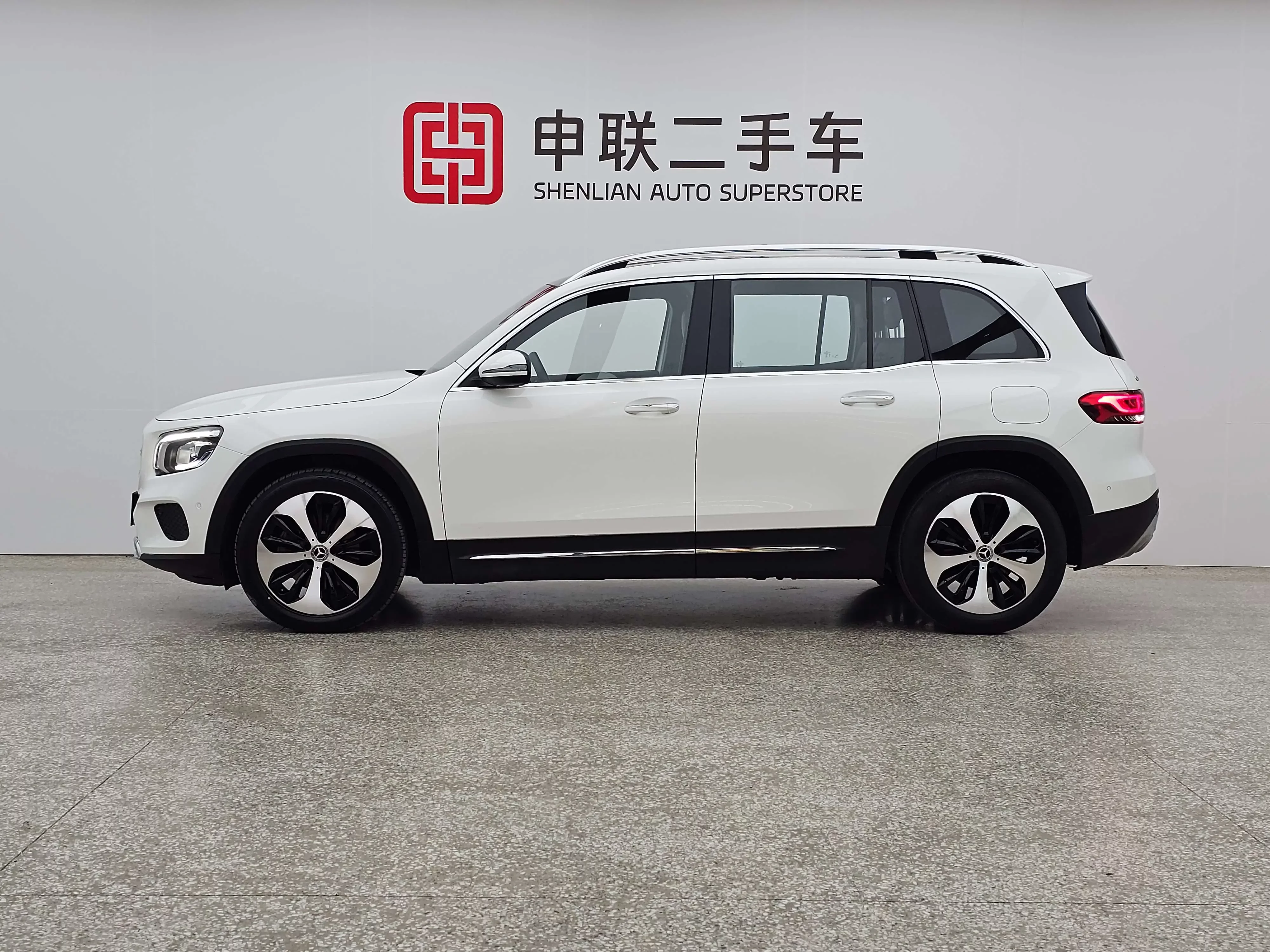 Mercedes-Benz GLB