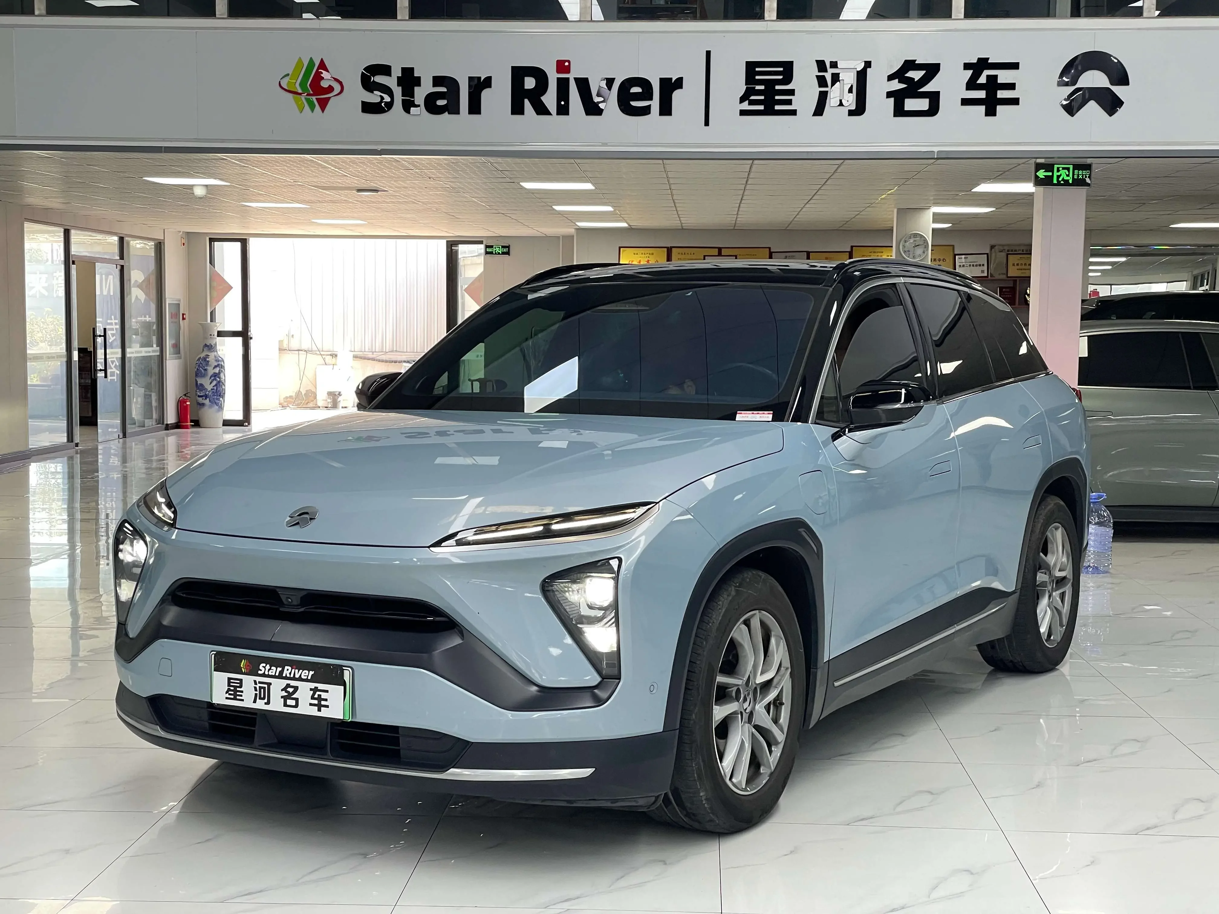 NIO ES6