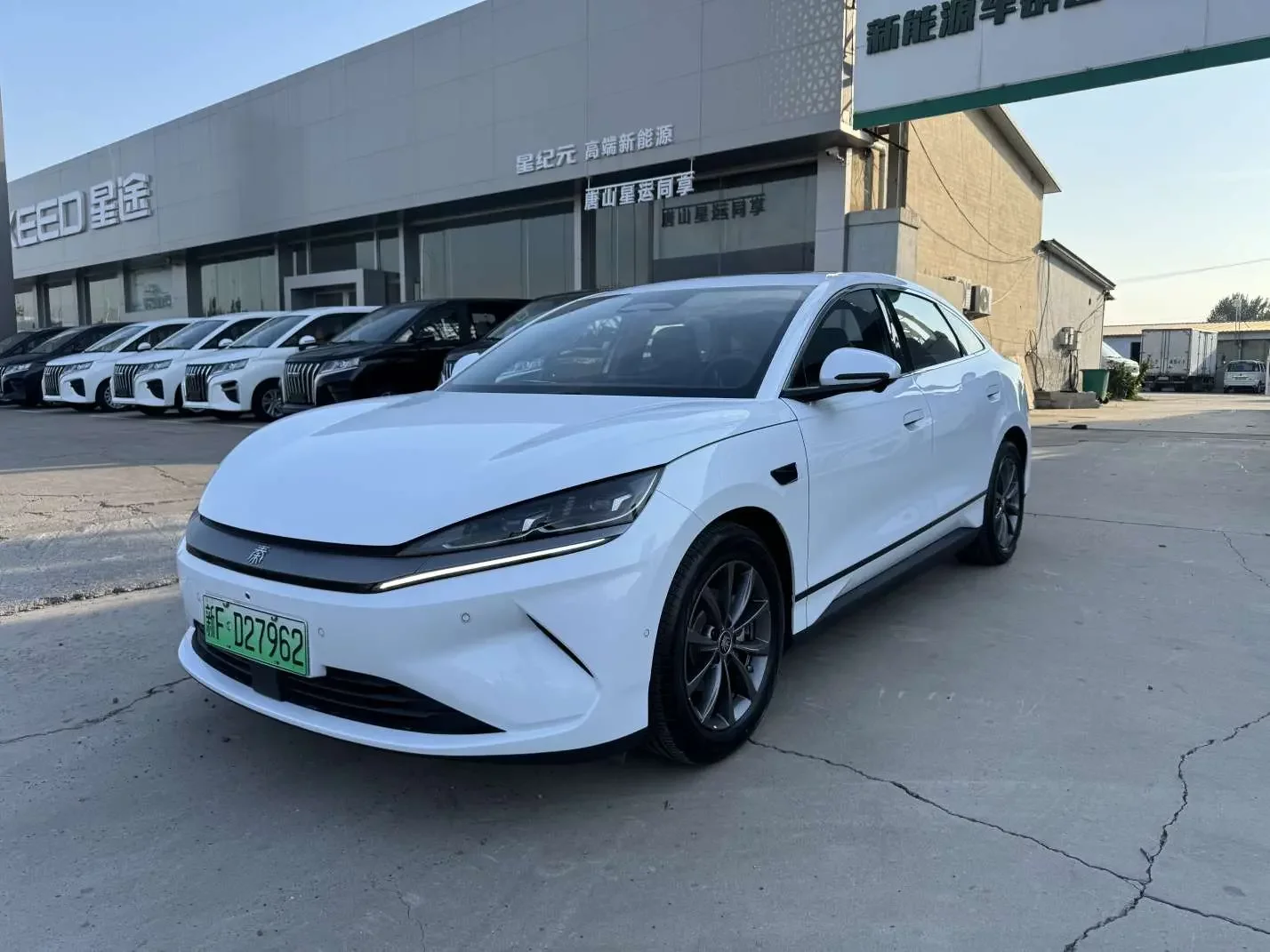 BYD Qin L EV