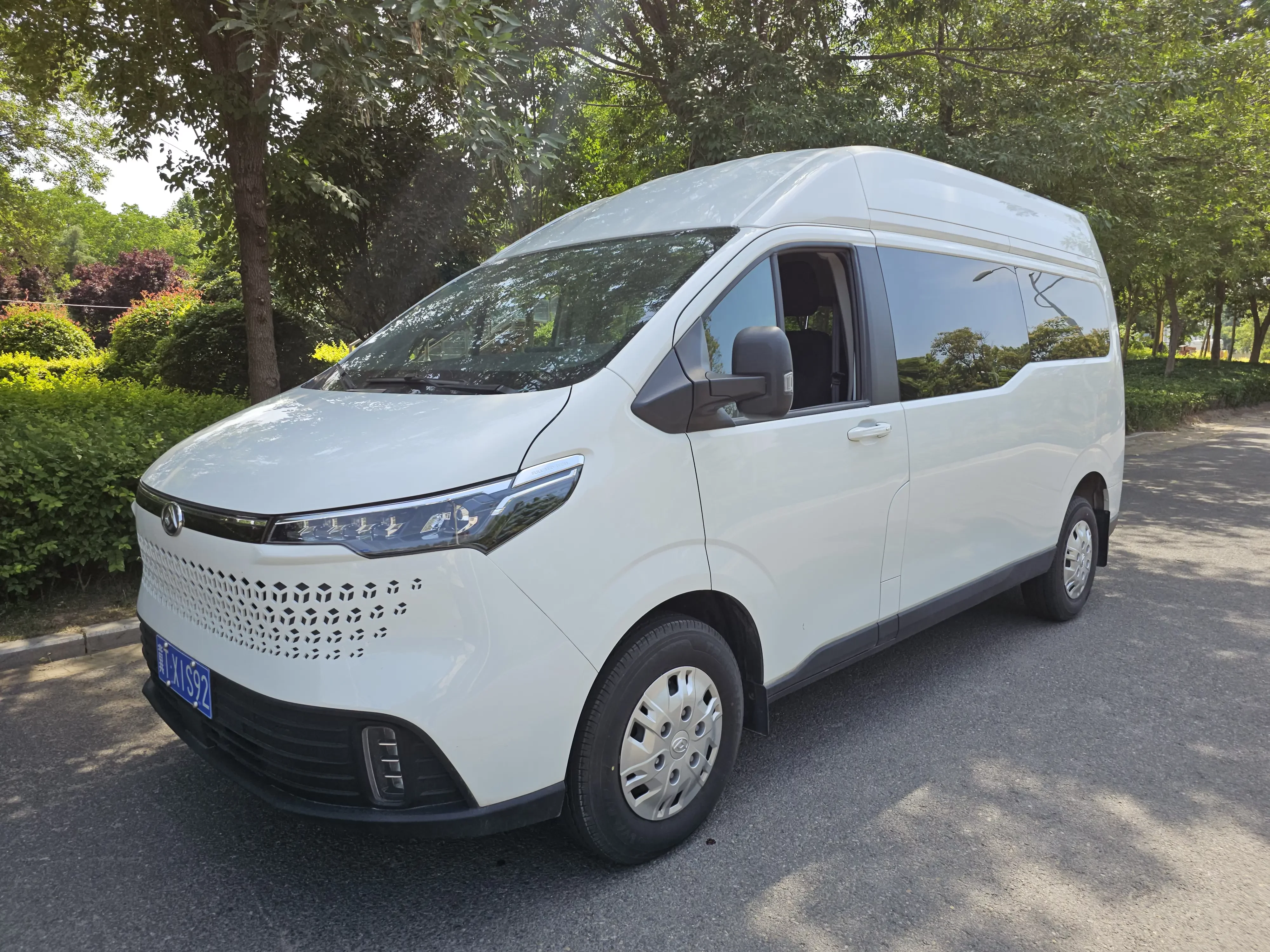Datong Xintu V70