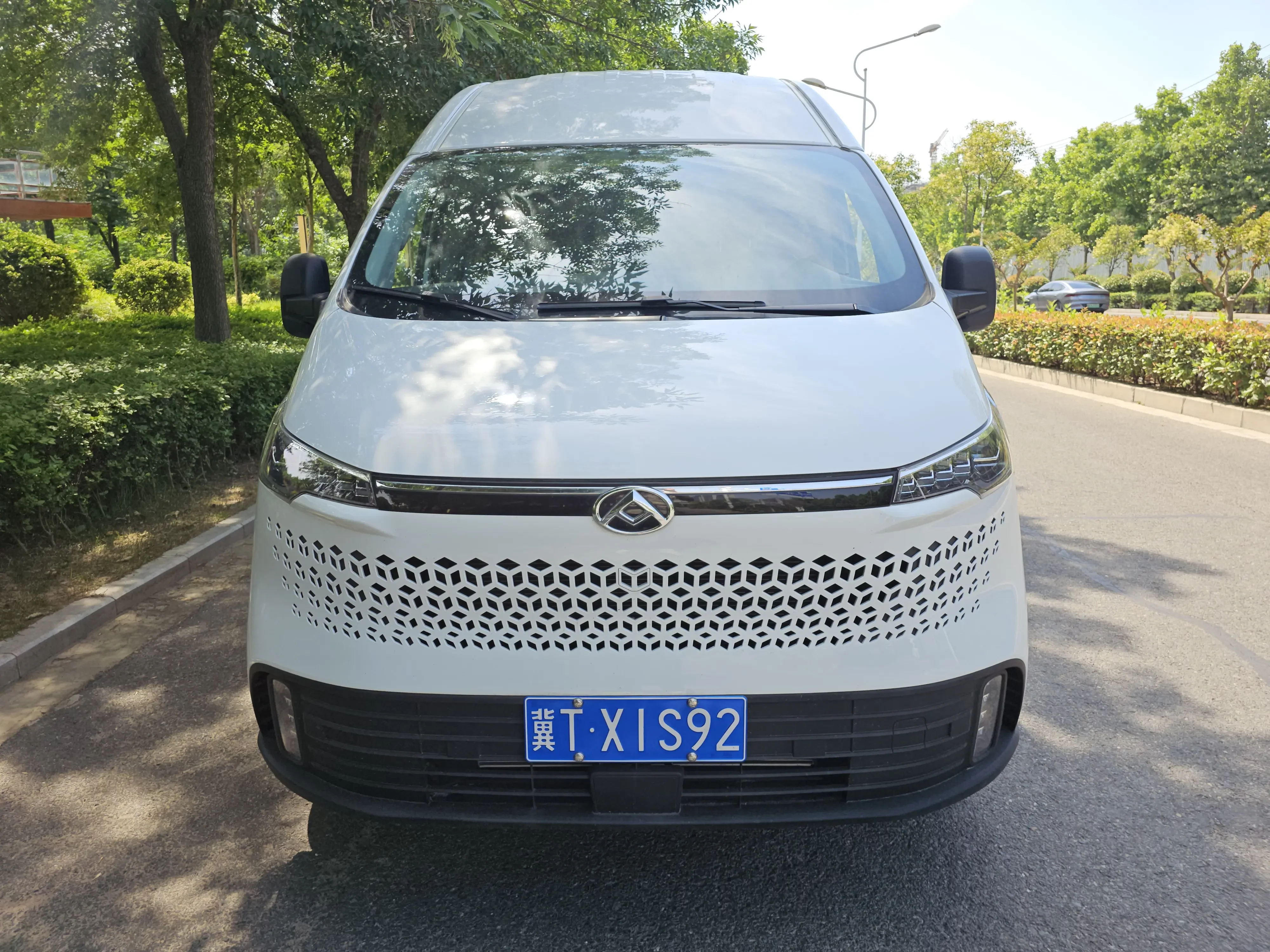 Datong Xintu V70