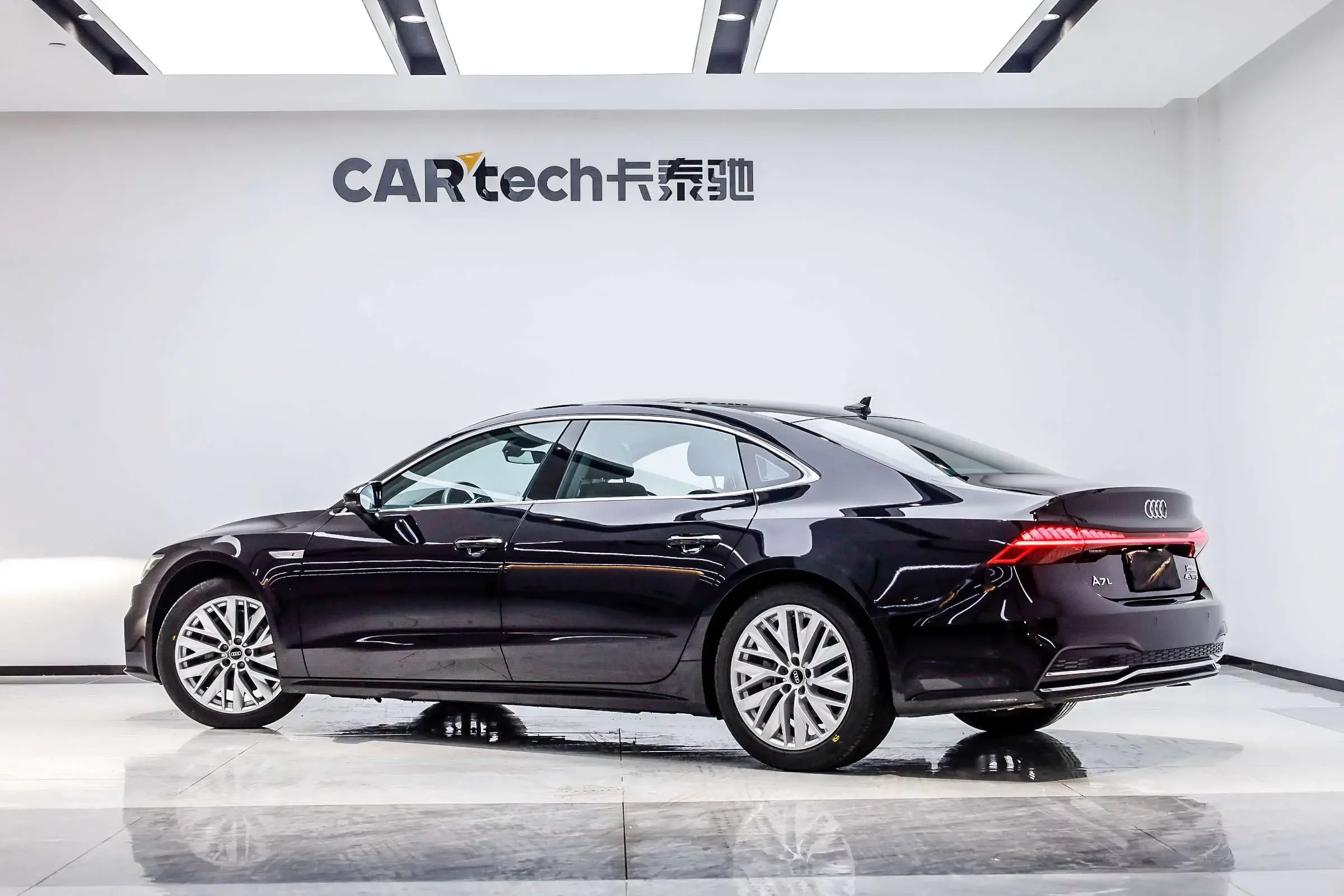 Audi A7L